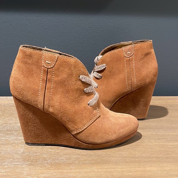 Dolce vita wedge booties - Picture 2 of 3